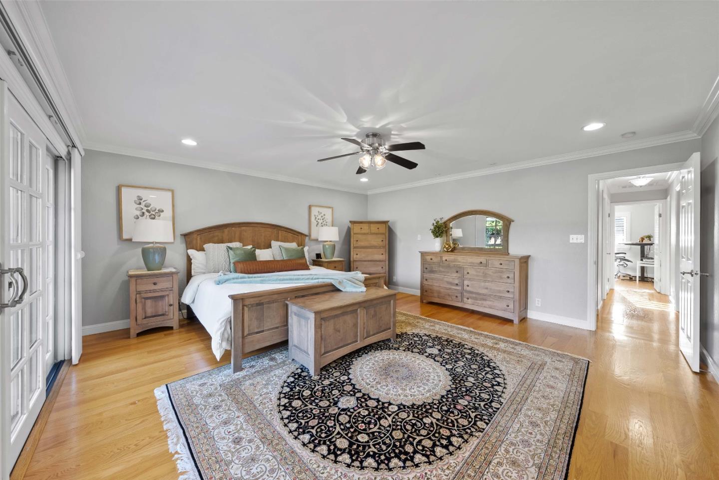 Detail Gallery Image 12 of 27 For 13002 Ten Oak Way, Saratoga,  CA 95070 - 4 Beds | 2/1 Baths