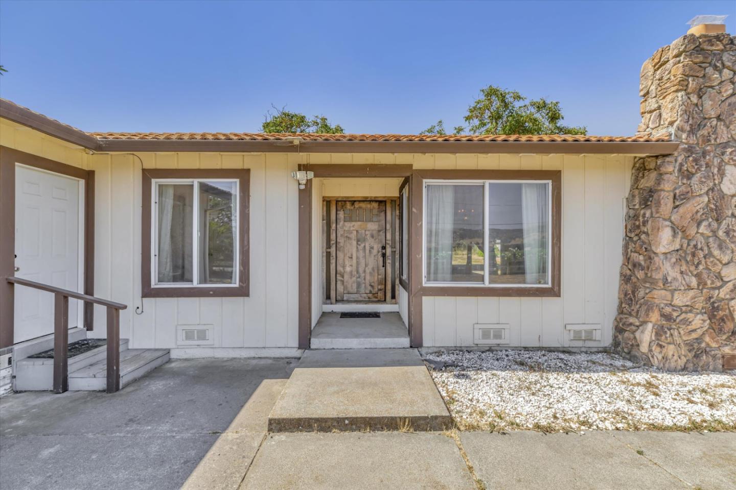 Detail Gallery Image 10 of 92 For 8415 Marcella Ave, Gilroy,  CA 95020 - 4 Beds | 3 Baths