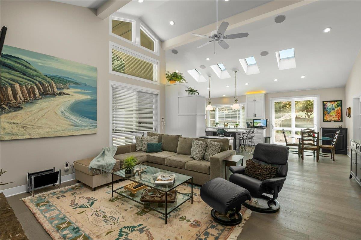 Detail Gallery Image 13 of 85 For 17020 Los Cerritos, Los Gatos,  CA 95030 - 5 Beds | 4/1 Baths