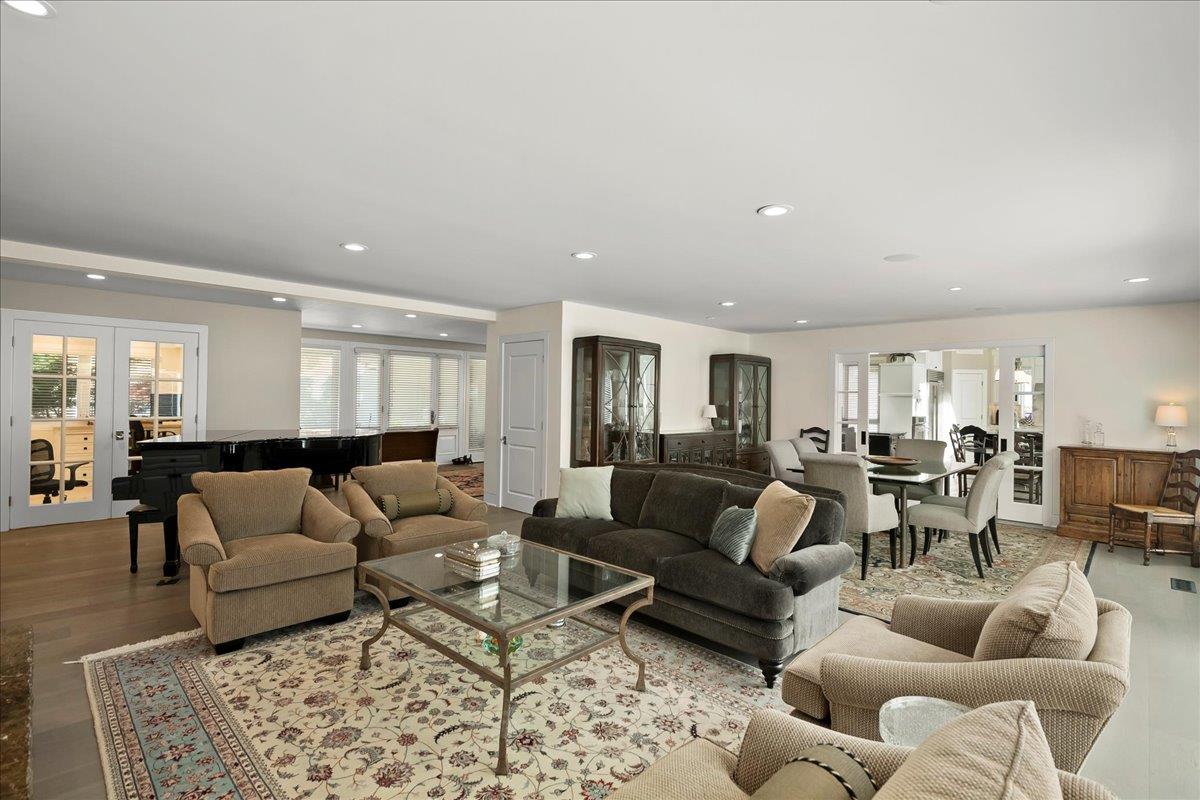 Detail Gallery Image 26 of 85 For 17020 Los Cerritos, Los Gatos,  CA 95030 - 5 Beds | 4/1 Baths