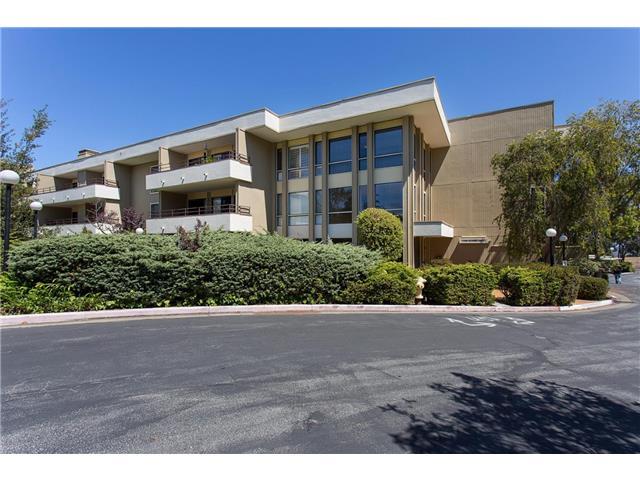Detail Gallery Image 1 of 1 For 10 Scenic Way #302,  San Mateo,  CA 94403 - 2 Beds | 2 Baths