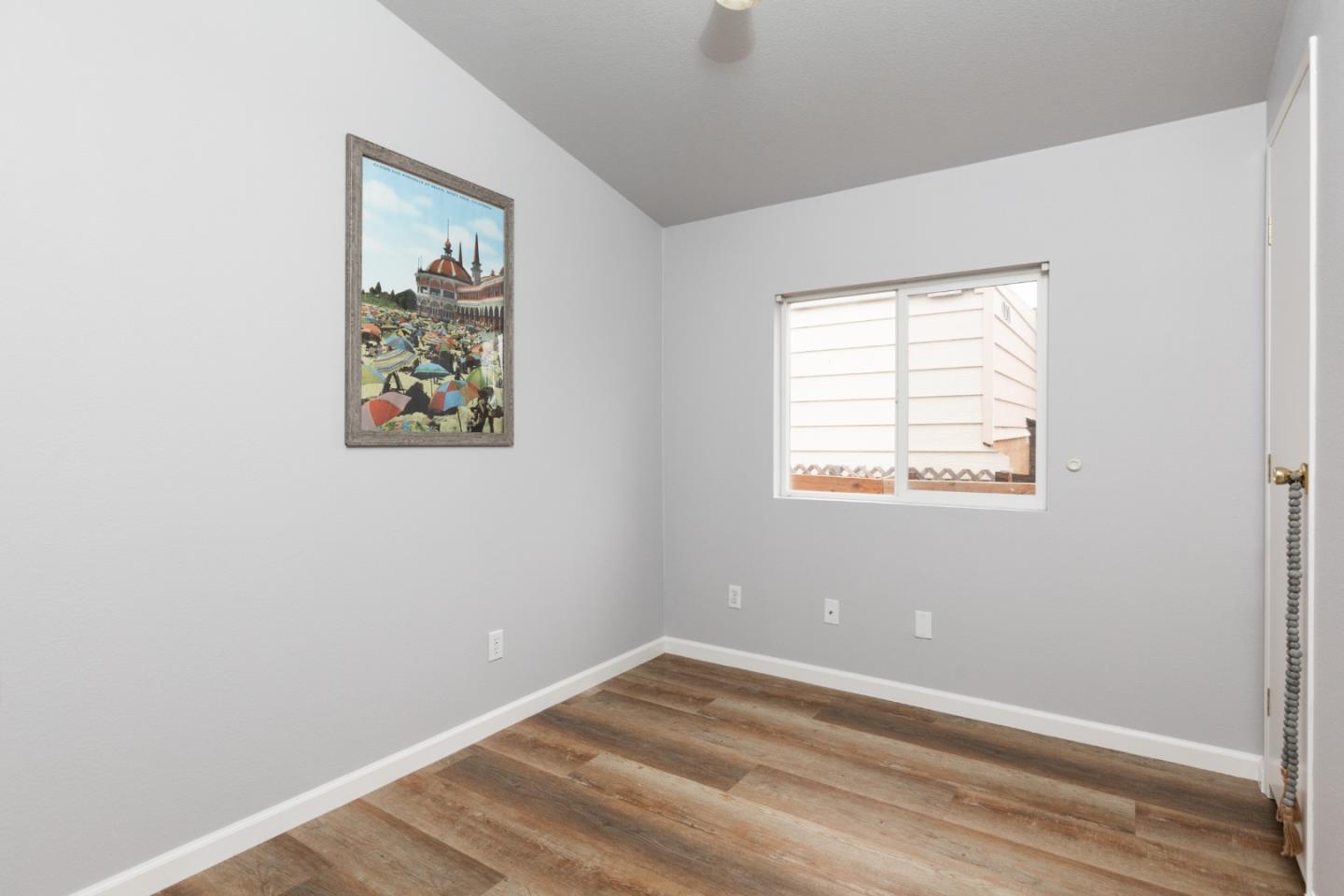 Detail Gallery Image 12 of 25 For 1255 38th Ave #15,  Santa Cruz,  CA 95062 - 3 Beds | 2 Baths