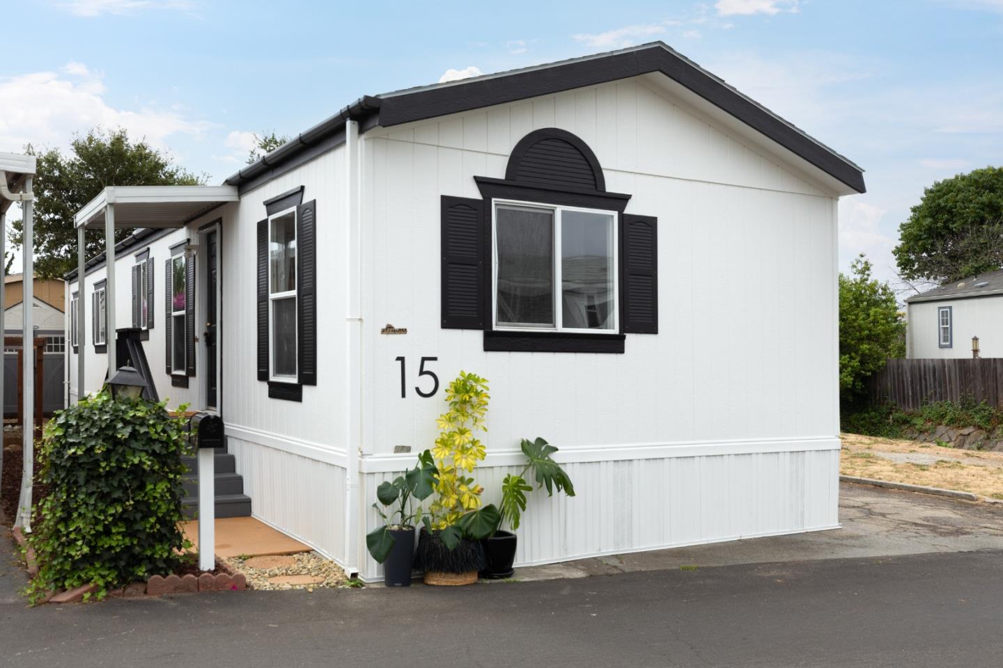 Detail Gallery Image 20 of 25 For 1255 38th Ave #15,  Santa Cruz,  CA 95062 - 3 Beds | 2 Baths