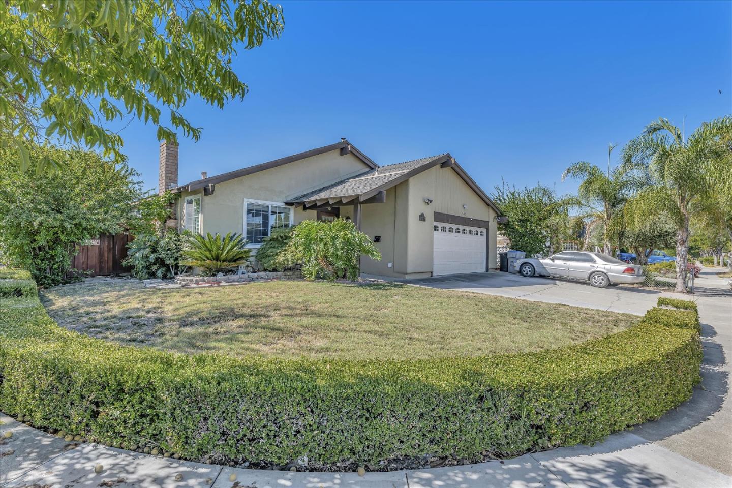 Detail Gallery Image 1 of 1 For 252 Sposito Cir, San Jose,  CA 95136 - 4 Beds | 2 Baths