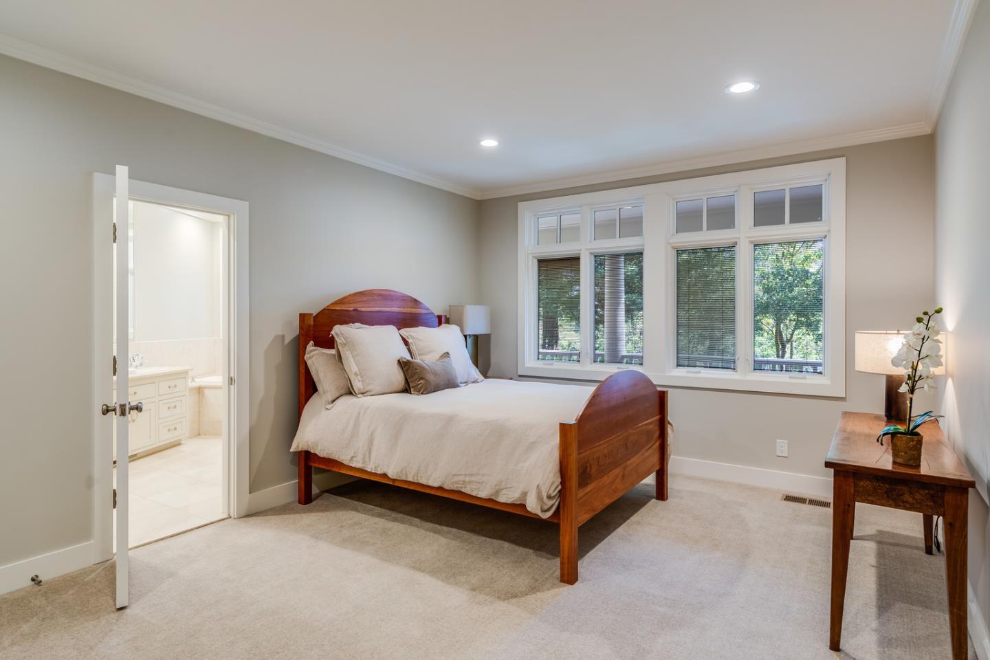 Detail Gallery Image 28 of 65 For 22 Starwood Dr, Woodside,  CA 94062 - 5 Beds | 4/1 Baths