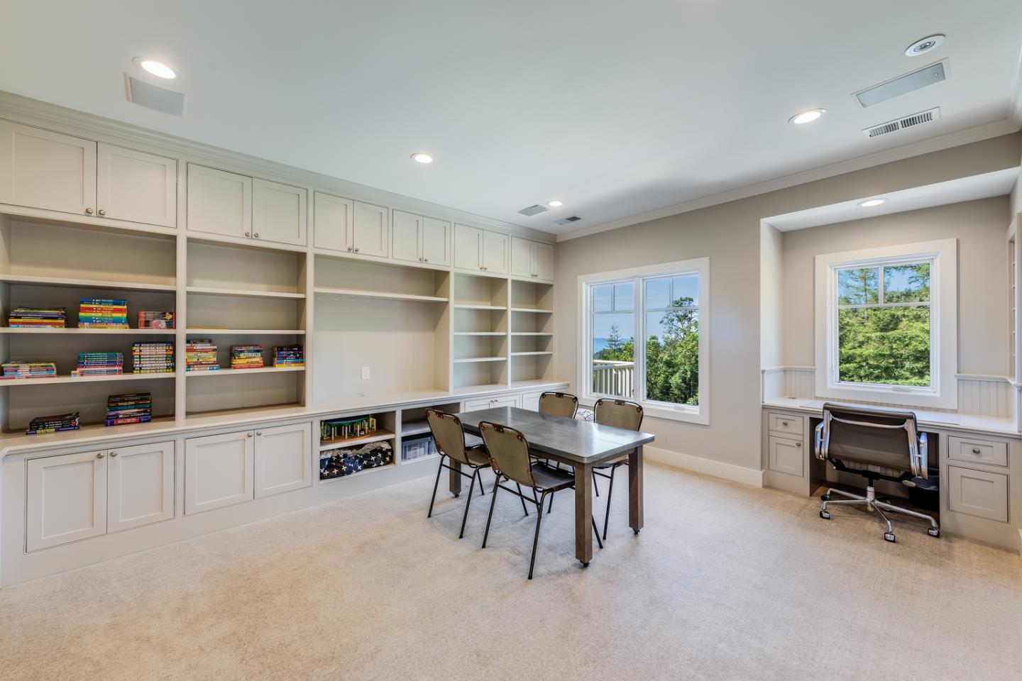 Detail Gallery Image 42 of 65 For 22 Starwood Dr, Woodside,  CA 94062 - 5 Beds | 4/1 Baths
