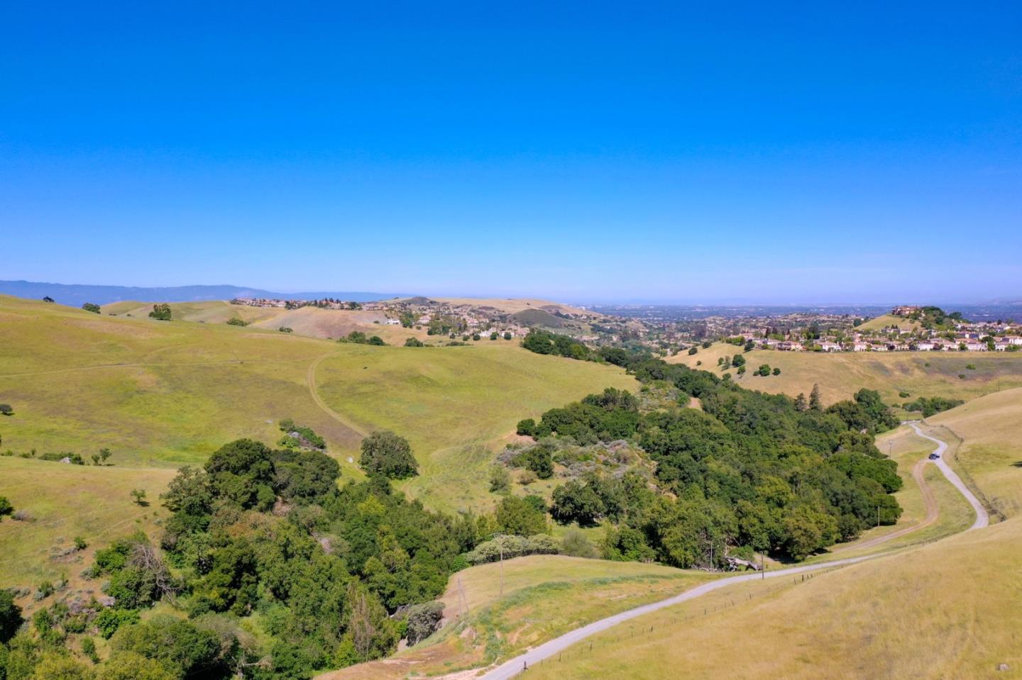 Detail Gallery Image 5 of 20 For 6821 Silver Creek Rd, San Jose,  CA 95138 - 2 Beds | 1 Baths