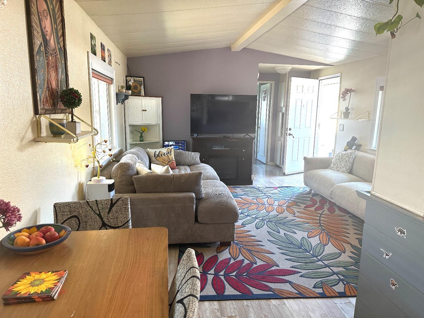 Detail Gallery Image 5 of 21 For 18055 Monterey Rd #31,  Morgan Hill,  CA 95037 - 2 Beds | 2 Baths