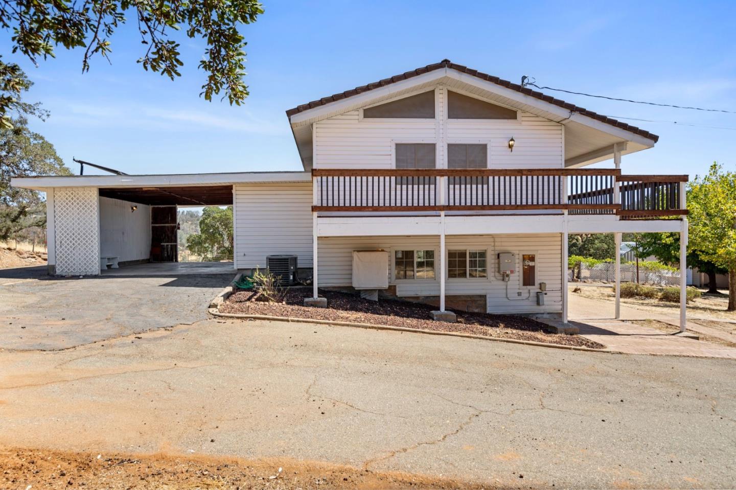 Photo of 9010 Valley Rd in Lincoln, CA