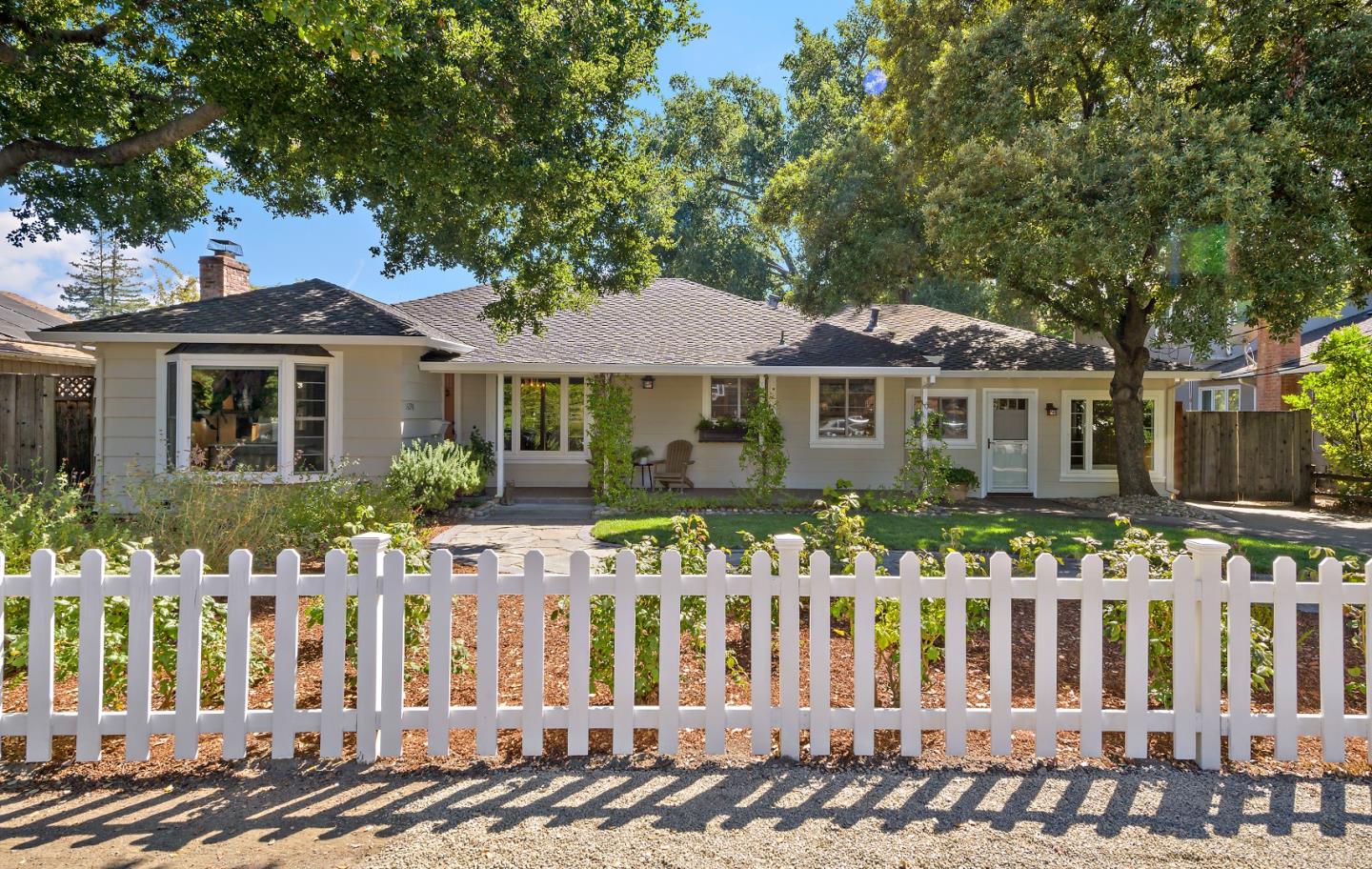 Detail Gallery Image 1 of 1 For 16298 Robie Ln, Los Gatos,  CA 95032 - 3 Beds | 2 Baths