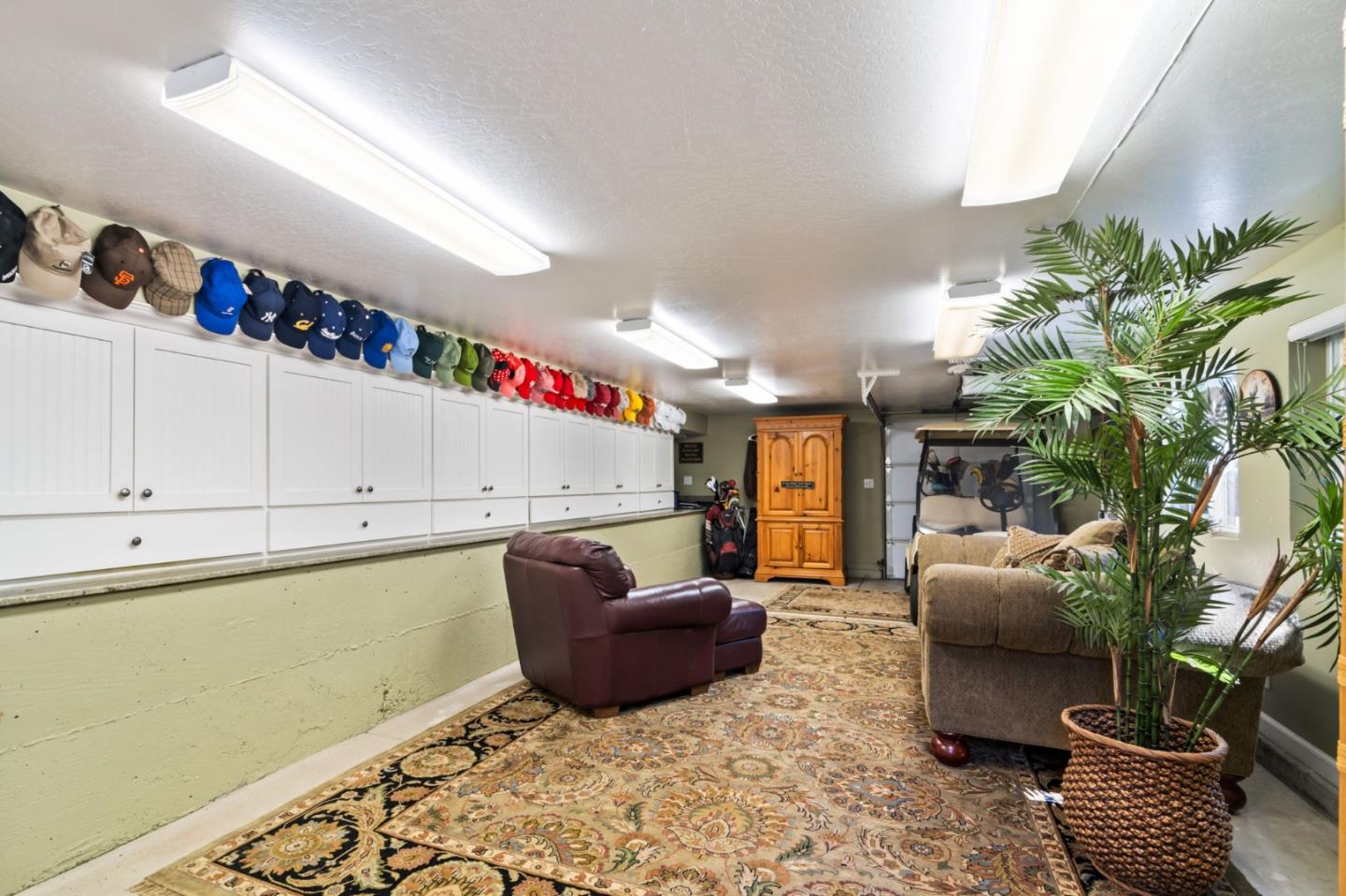 Detail Gallery Image 20 of 40 For 35 Pasatiempo Dr, Santa Cruz,  CA 95060 - 3 Beds | 2/1 Baths
