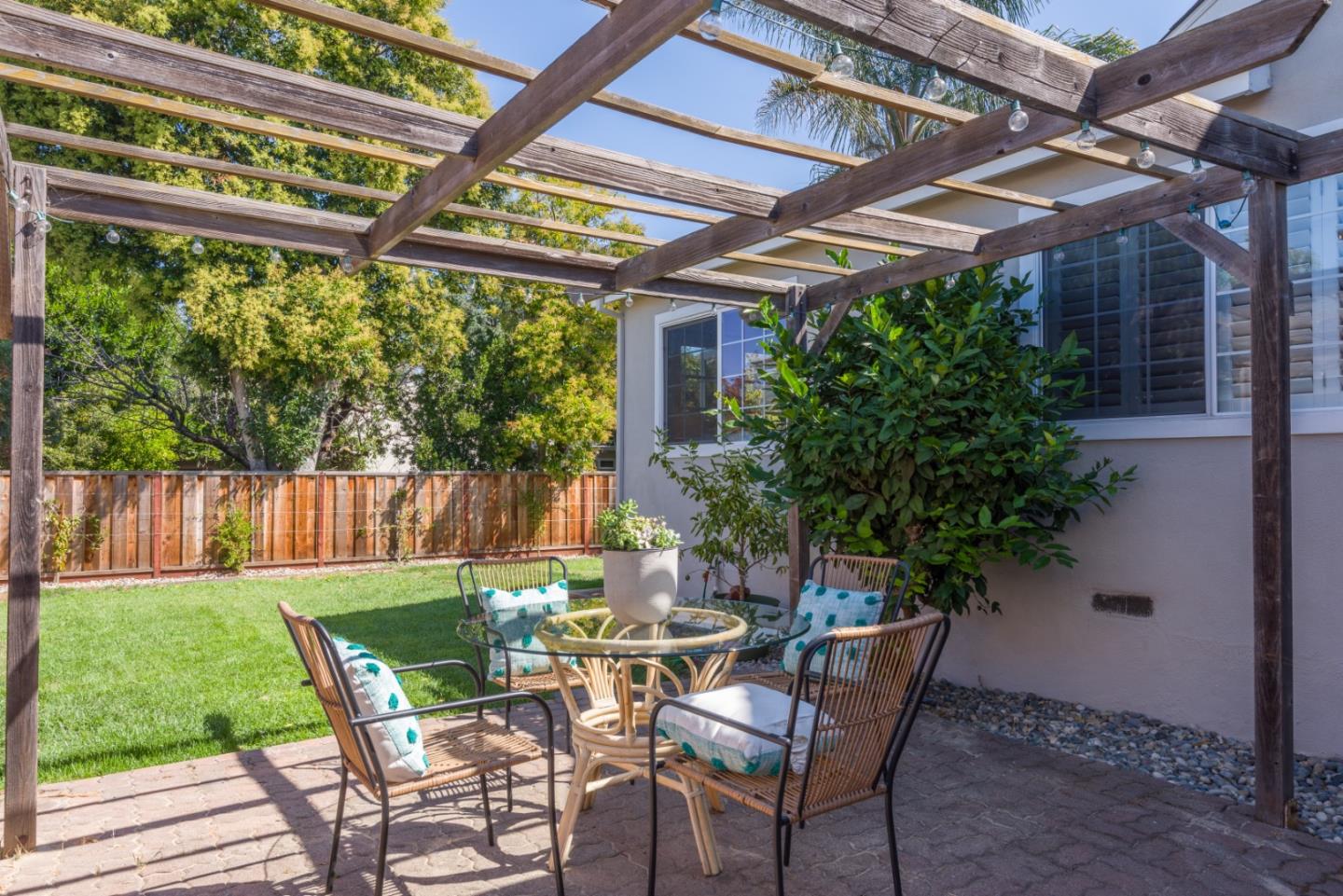 Detail Gallery Image 21 of 25 For 271 E Taylor Ave, Sunnyvale,  CA 94085 - 3 Beds | 2/1 Baths