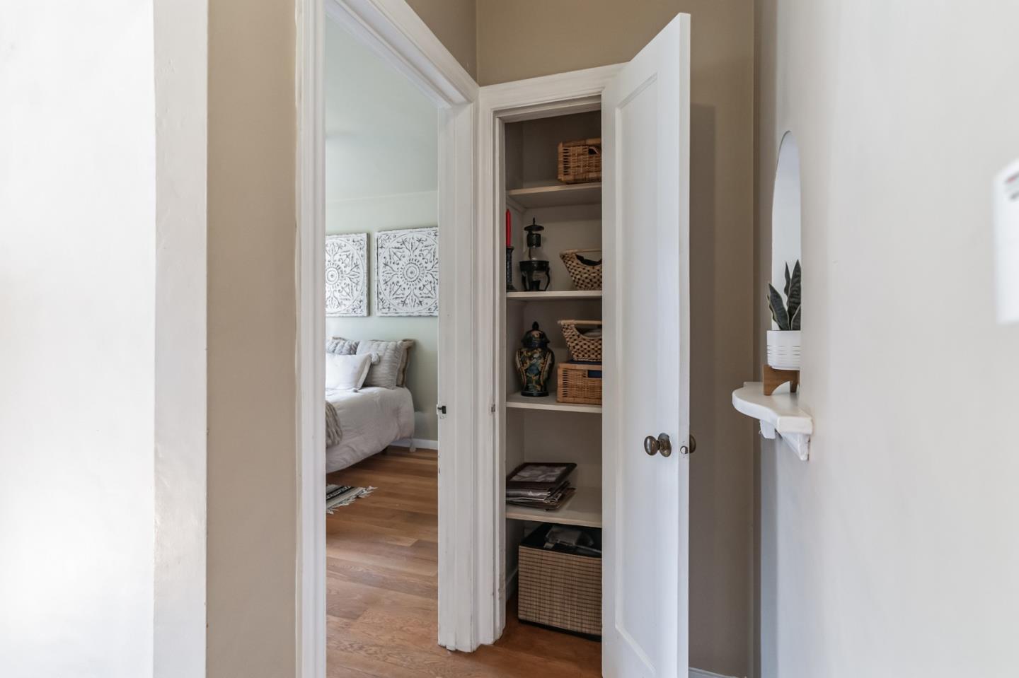 Detail Gallery Image 9 of 34 For 803-805 N Delaware St, San Mateo,  CA 94401 - 4 Beds | 2 Baths