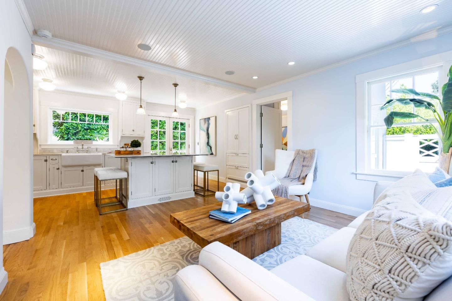 Detail Gallery Image 12 of 23 For 881 Lytton Ave, Palo Alto,  CA 94301 - 3 Beds | 2/1 Baths