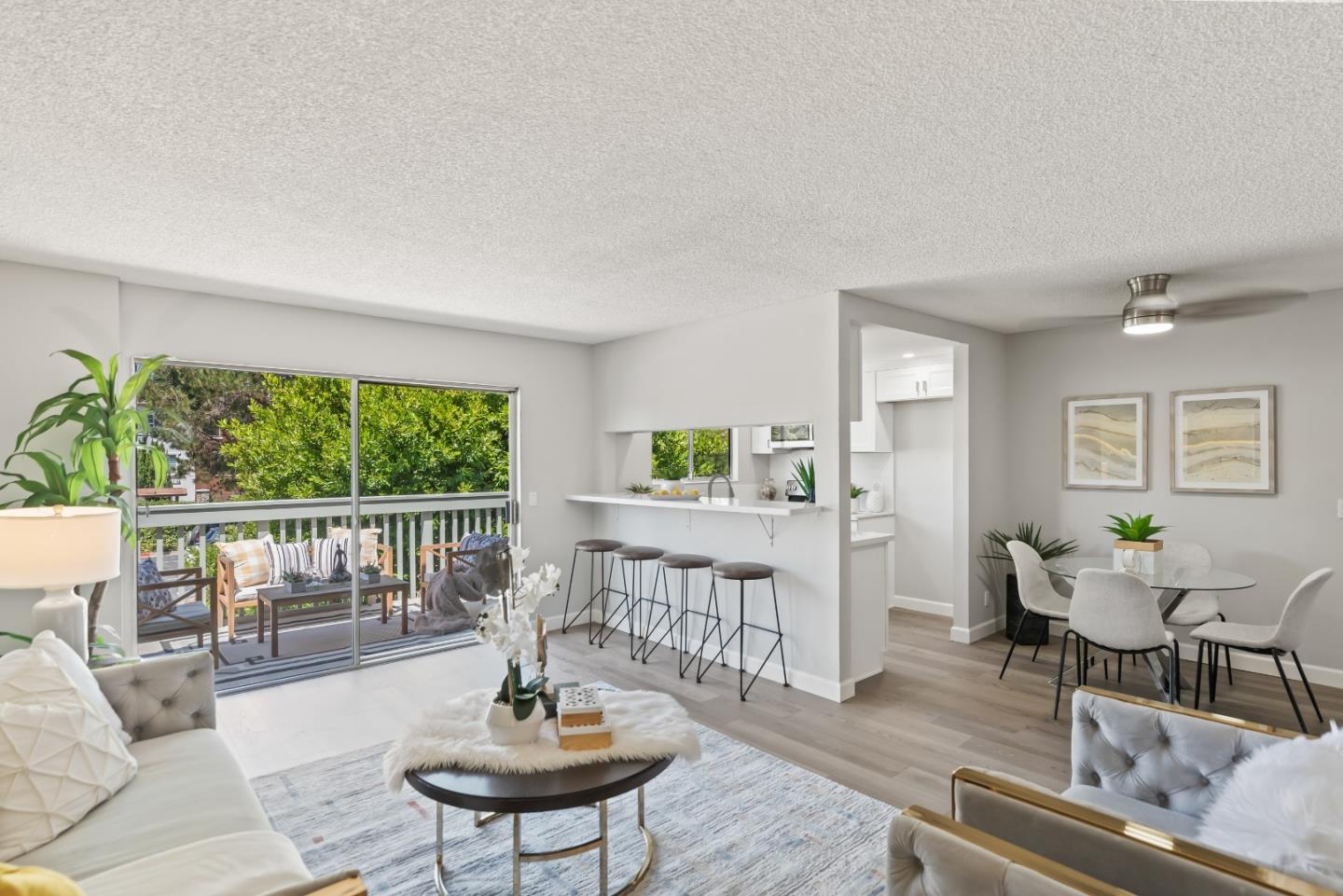 Detail Gallery Image 1 of 1 For 1127 Reed Ave #D,  Sunnyvale,  CA 94086 - 2 Beds | 1 Baths