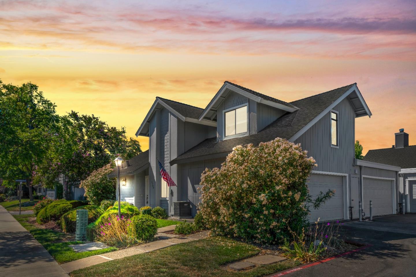 Detail Gallery Image 1 of 1 For 5709 Chesbro Ave, San Jose,  CA 95123 - 4 Beds | 2/1 Baths