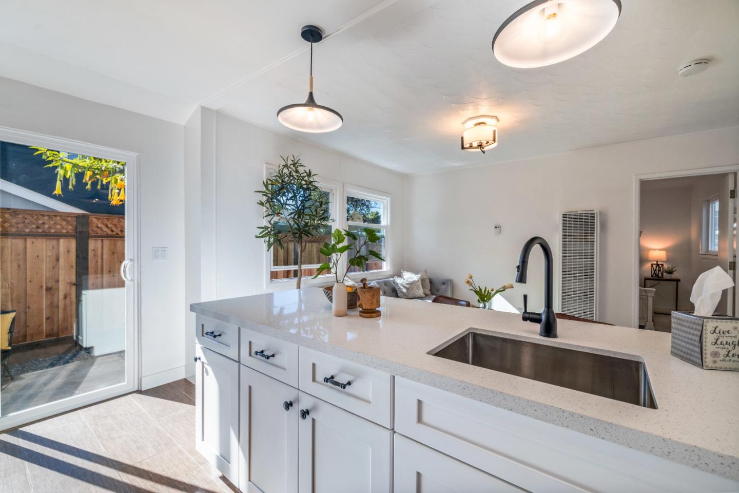 Detail Gallery Image 31 of 74 For 3707 Moana Way, Santa Cruz,  CA 95062 - 4 Beds | 2 Baths