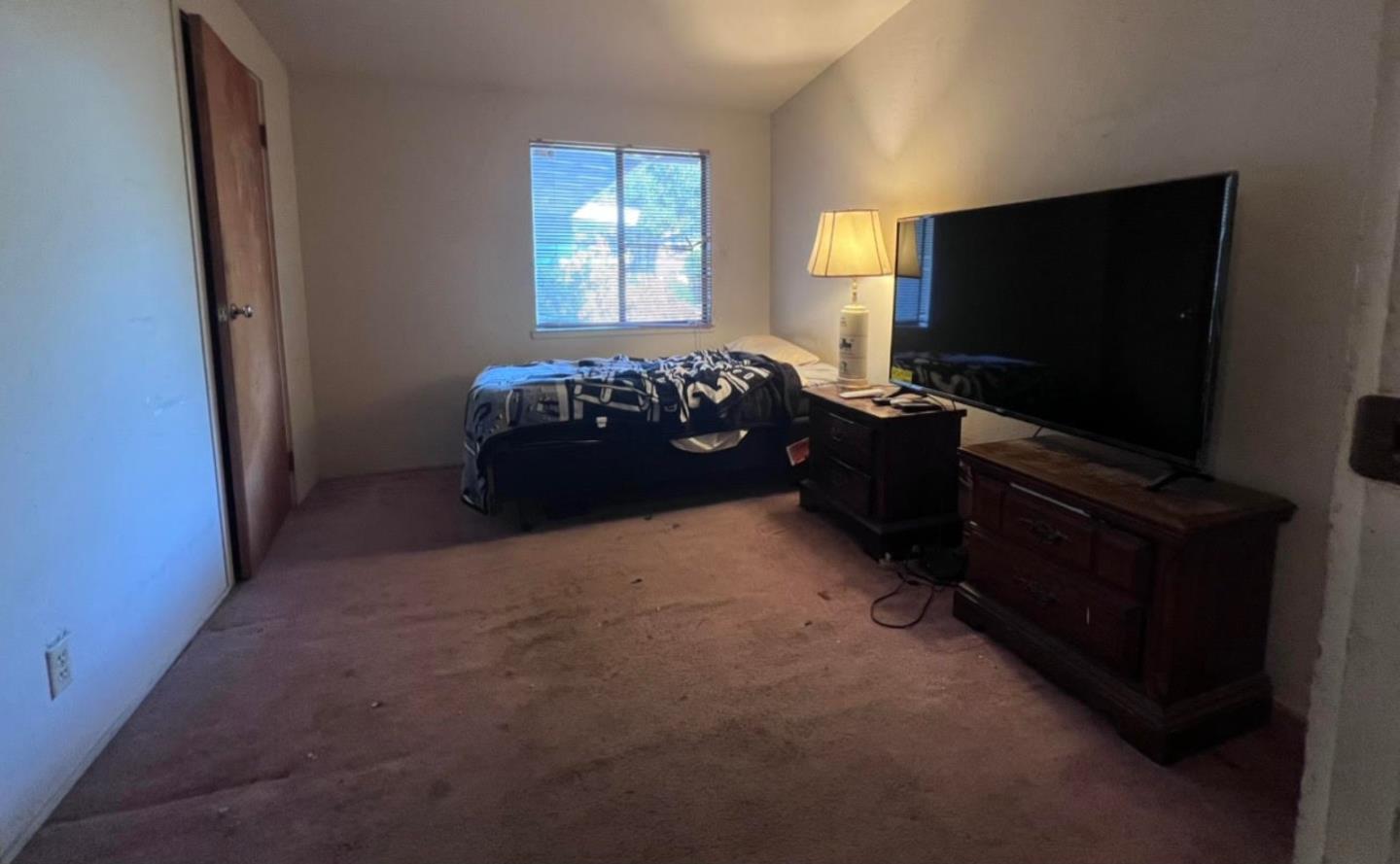 831 Central Ave, Salinas, CA 93901 4 Beds 2 Baths (Canceled) ML81941761 MLSL