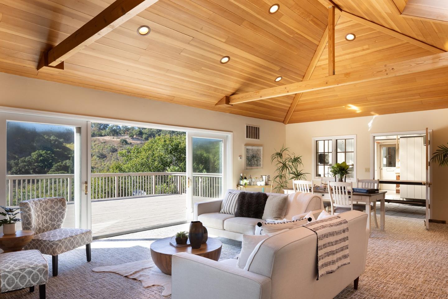 Detail Gallery Image 28 of 35 For 28003 Mercurio Rd, Carmel Valley,  CA 93923 - 3 Beds | 2/1 Baths
