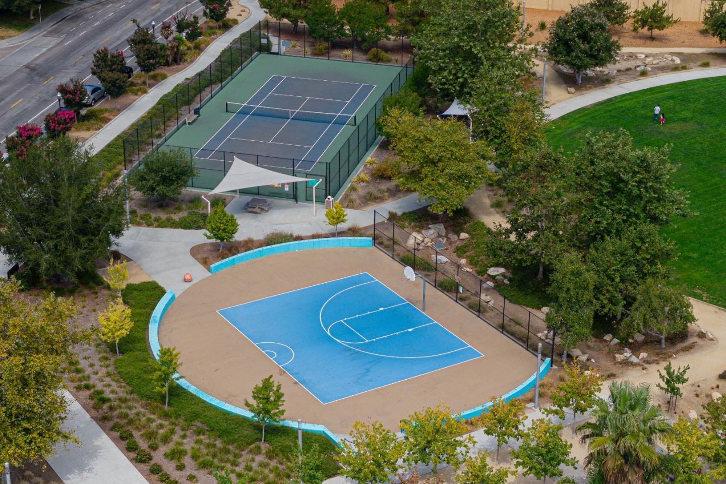 Detail Gallery Image 34 of 38 For 513 Sardinia Ter, Sunnyvale,  CA 94089 - 3 Beds | 3/1 Baths