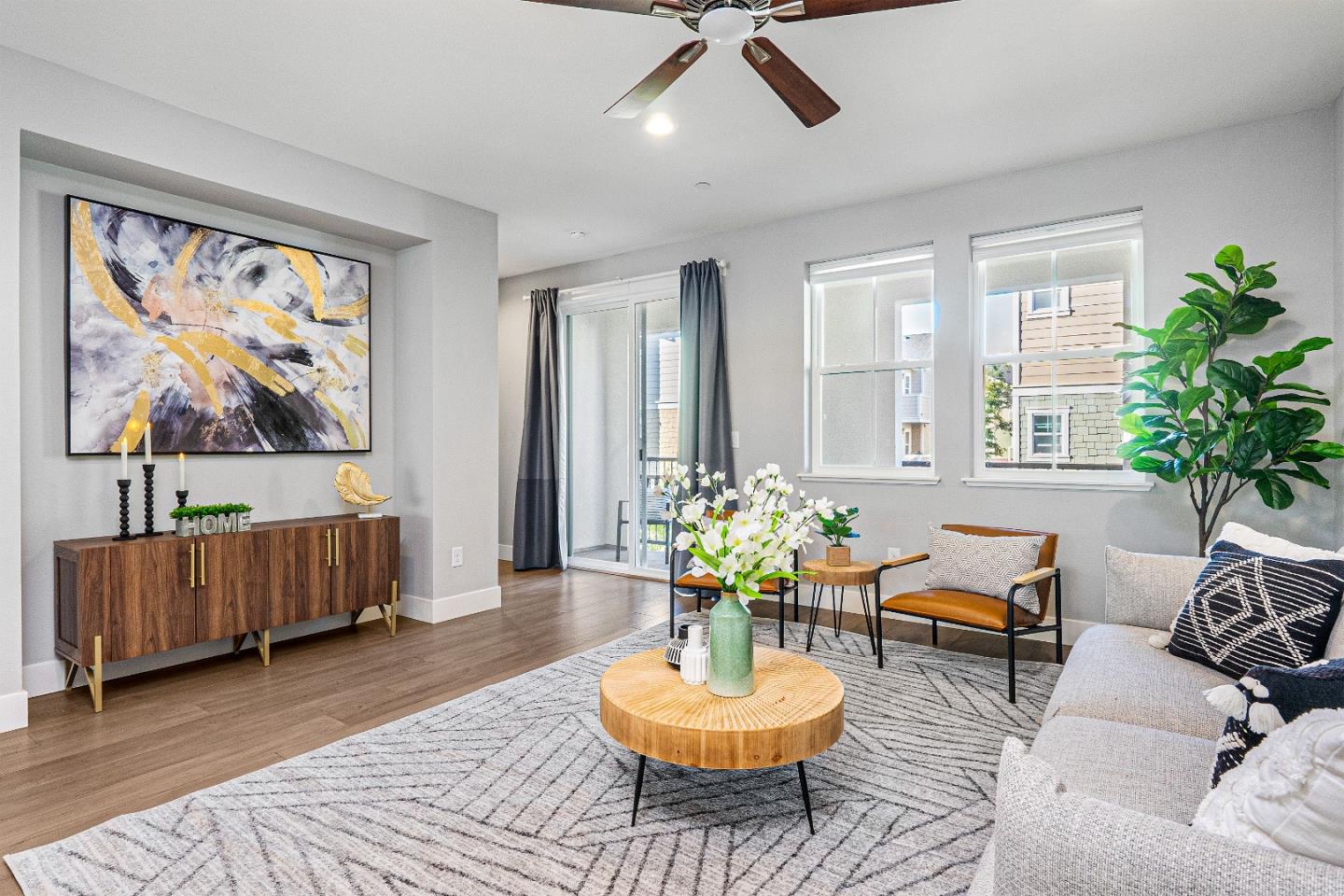 Detail Gallery Image 4 of 38 For 513 Sardinia Ter, Sunnyvale,  CA 94089 - 3 Beds | 3/1 Baths