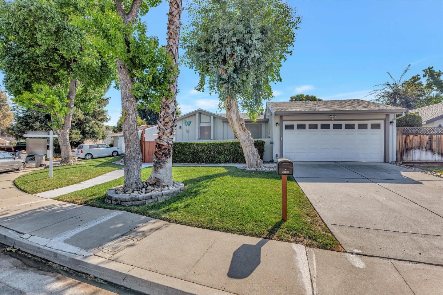 Detail Gallery Image 1 of 1 For 5364 Federation Ct, San Jose,  CA 95123 - 4 Beds | 2 Baths