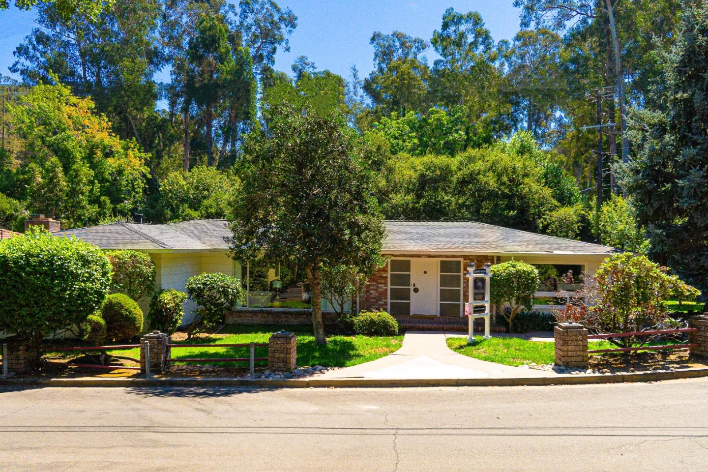 Photo of 1805 Sylvan Cir in San Leandro, CA