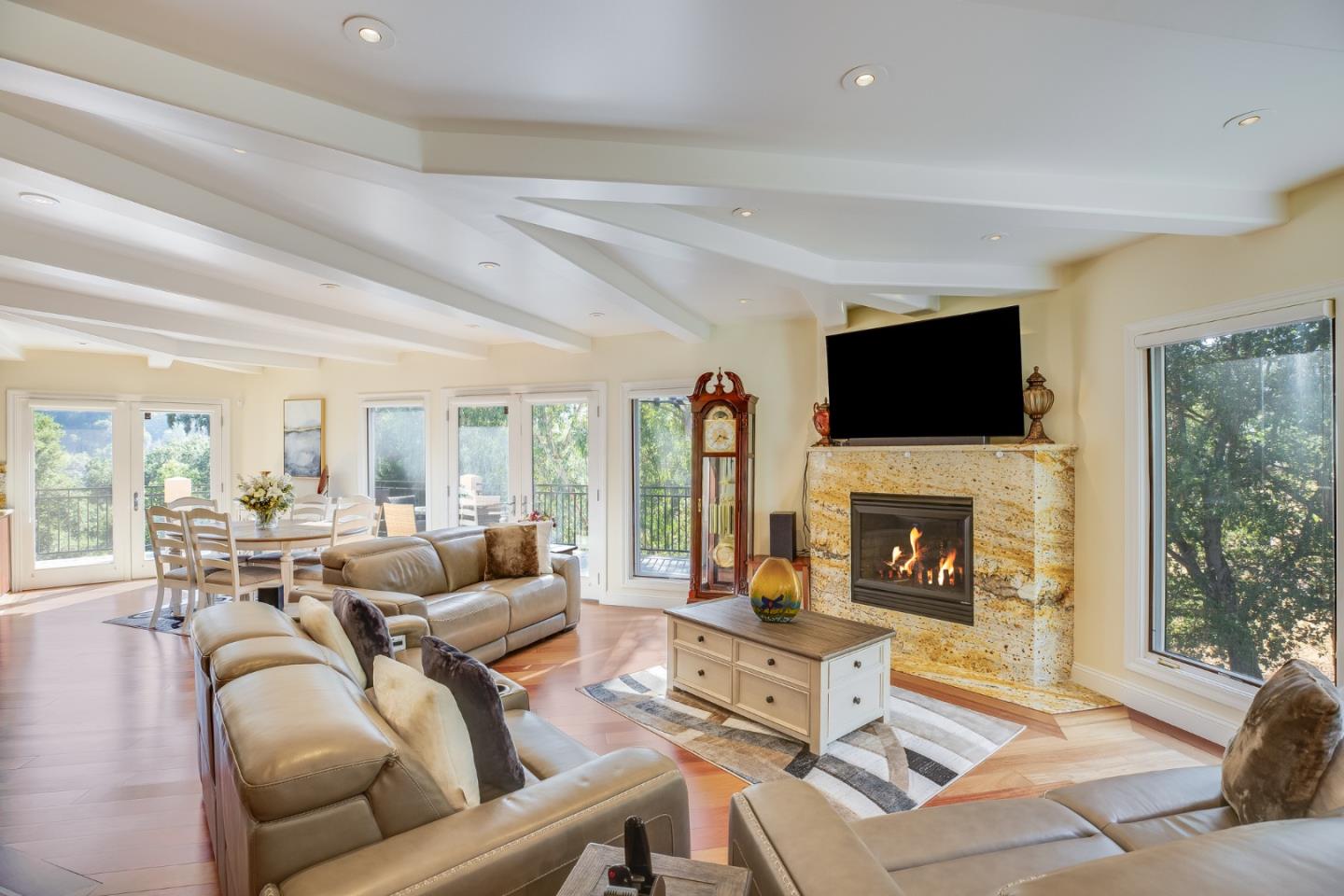 Detail Gallery Image 27 of 68 For 21207 Haymeadow Dr, Saratoga,  CA 95070 - 4 Beds | 4/1 Baths