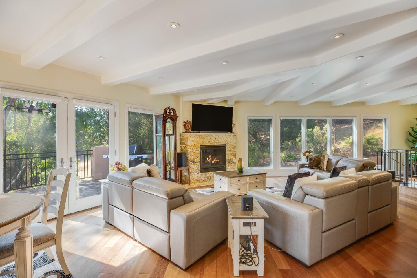 Detail Gallery Image 32 of 68 For 21207 Haymeadow Dr, Saratoga,  CA 95070 - 4 Beds | 4/1 Baths