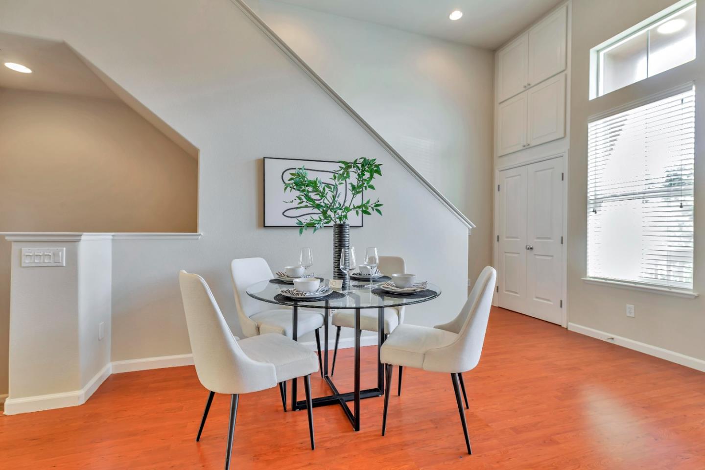 Detail Gallery Image 6 of 42 For 1485 W San Carlos St, San Jose,  CA 95126 - 3 Beds | 2 Baths