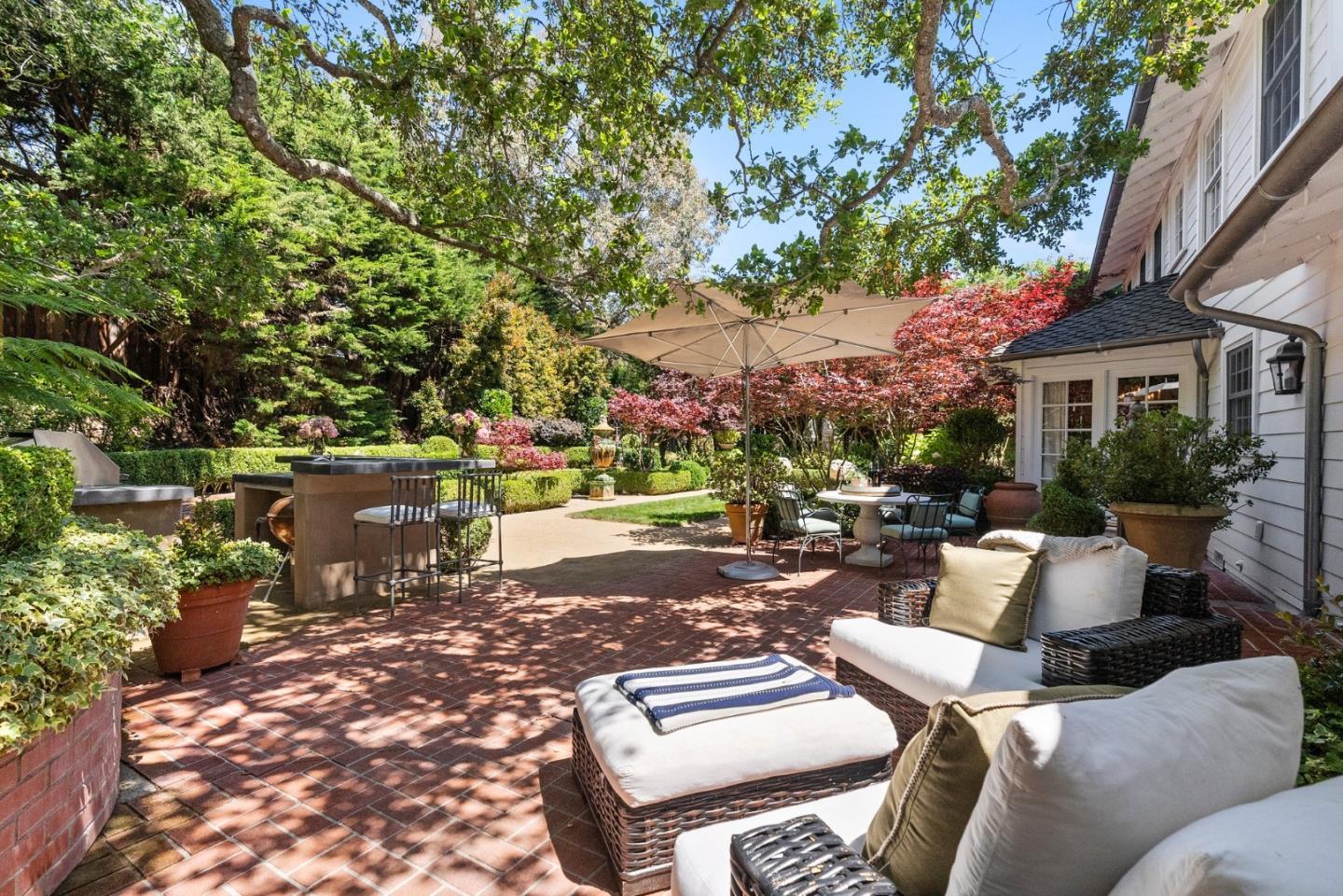 Detail Gallery Image 24 of 59 For 2 Brooktree Ln, Santa Cruz,  CA 95060 - 4 Beds | 2/1 Baths