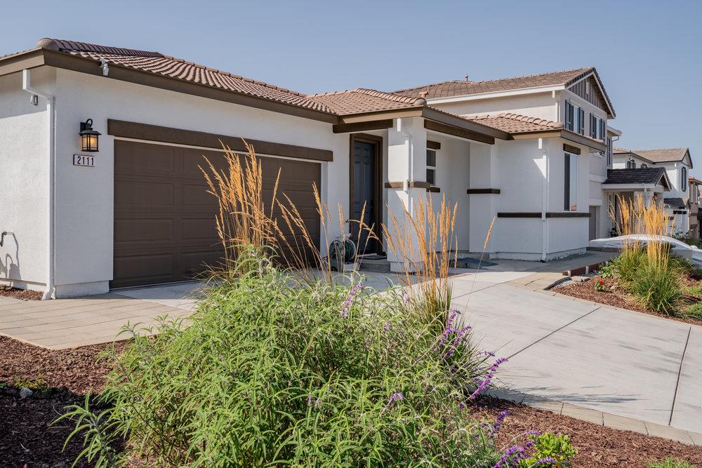 Detail Gallery Image 1 of 1 For 2111 Rosewood Dr, Hollister,  CA 95023 - 4 Beds | 2/1 Baths