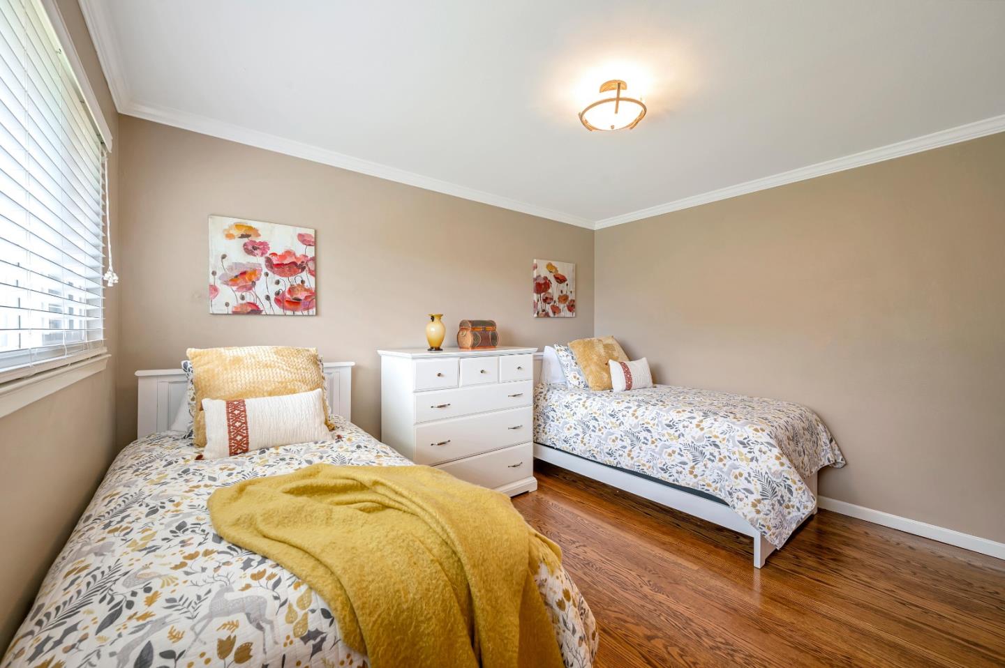 Detail Gallery Image 26 of 42 For 121 Parkview Ct, San Bruno,  CA 94066 - 3 Beds | 3 Baths