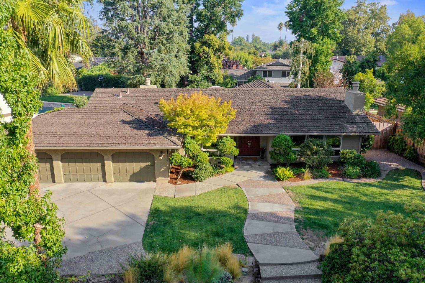 Photo of 1812 Dry Creek Rd in San Jose, CA