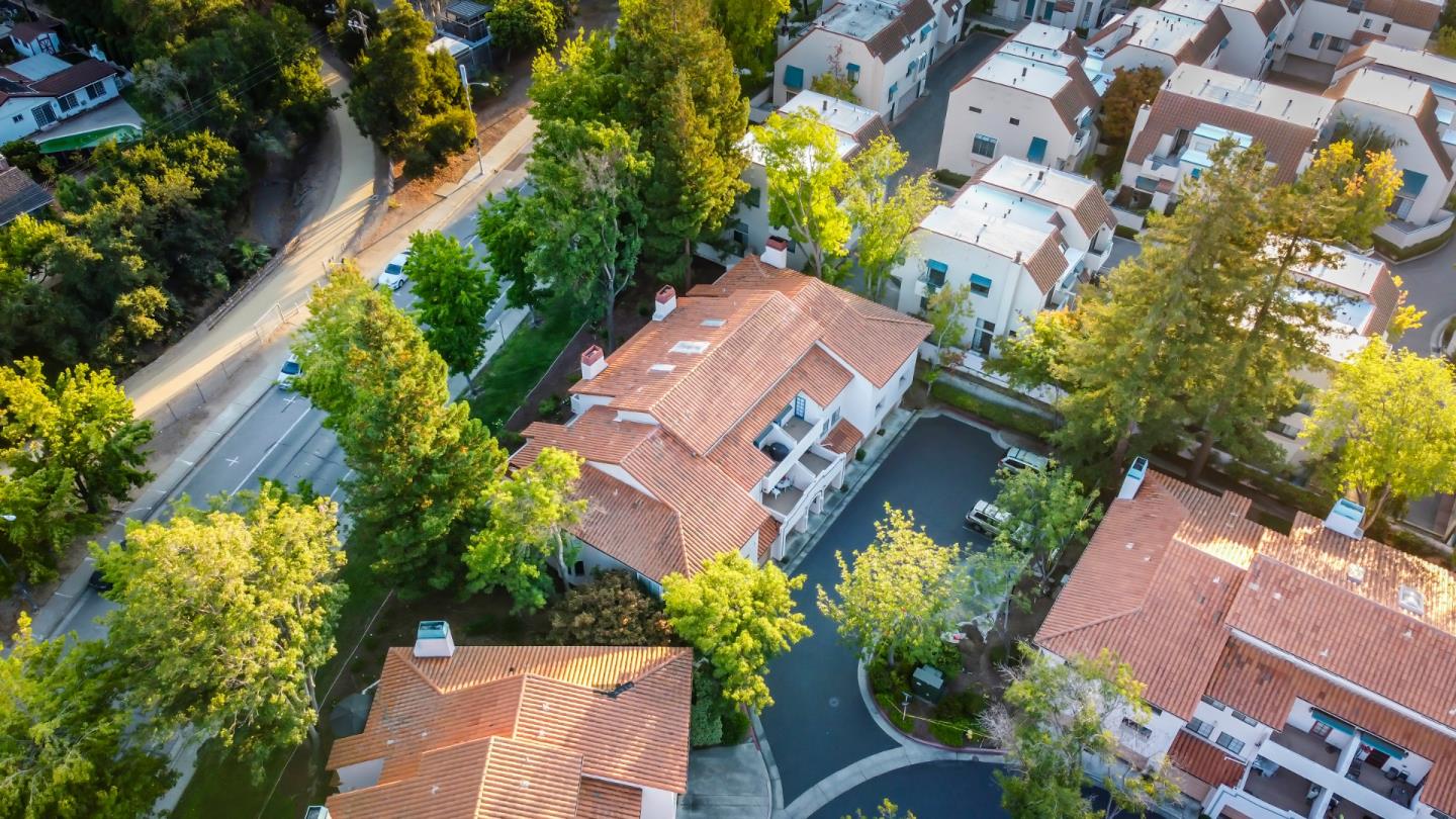 Detail Gallery Image 27 of 30 For 10272 Danube Dr, Cupertino,  CA 95014 - 2 Beds | 2 Baths
