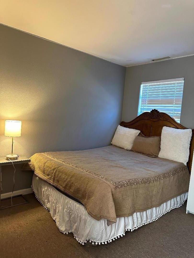 Detail Gallery Image 3 of 13 For 695 Las Casitas Dr #38,  Salinas,  CA 93905 - 3 Beds | 2/1 Baths
