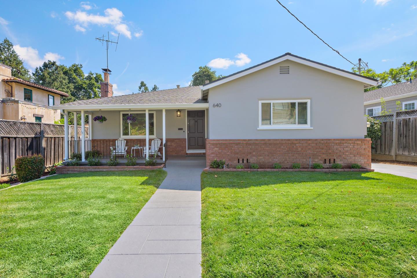 Detail Gallery Image 1 of 1 For 640 San Benito Ave, Los Gatos,  CA 95030 - 2 Beds | 2 Baths