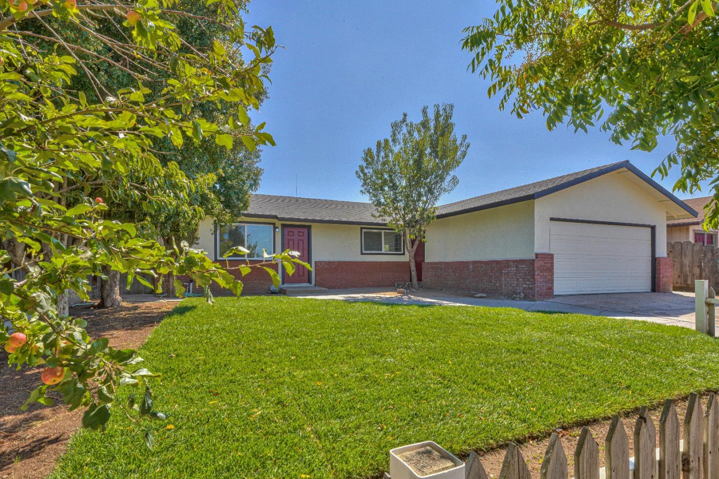 Detail Gallery Image 1 of 1 For 104 Inca Dr, Soledad,  CA 93960 - 3 Beds | 2 Baths
