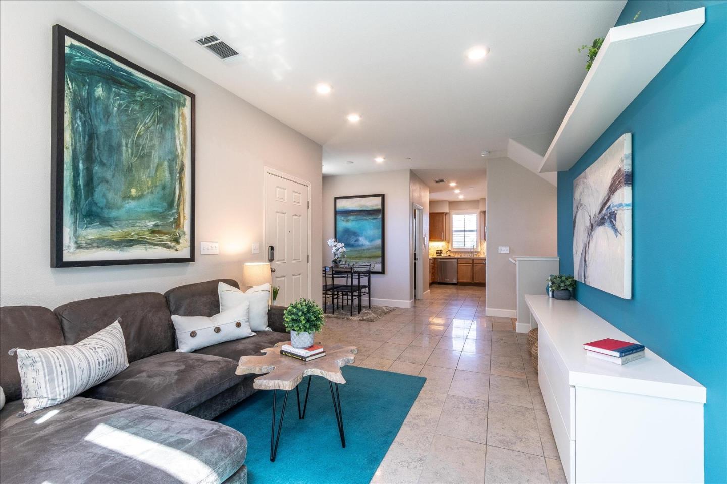 Detail Gallery Image 17 of 43 For 8 Rosebud Ct, Daly City,  CA 94014 - 2 Beds | 2/1 Baths