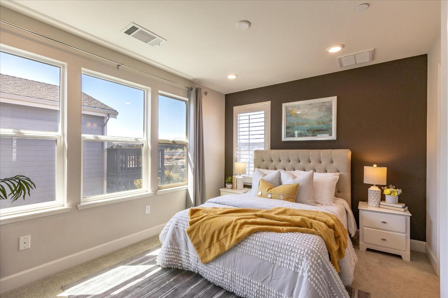 Detail Gallery Image 25 of 43 For 8 Rosebud Ct, Daly City,  CA 94014 - 2 Beds | 2/1 Baths