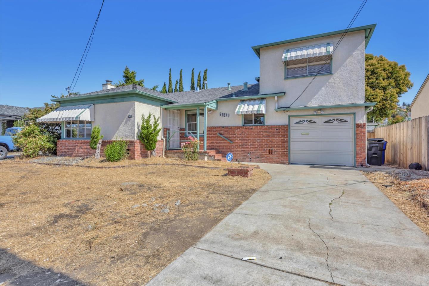 Detail Gallery Image 1 of 1 For 14752 Lark St, San Leandro,  CA 94578 - 3 Beds | 2 Baths