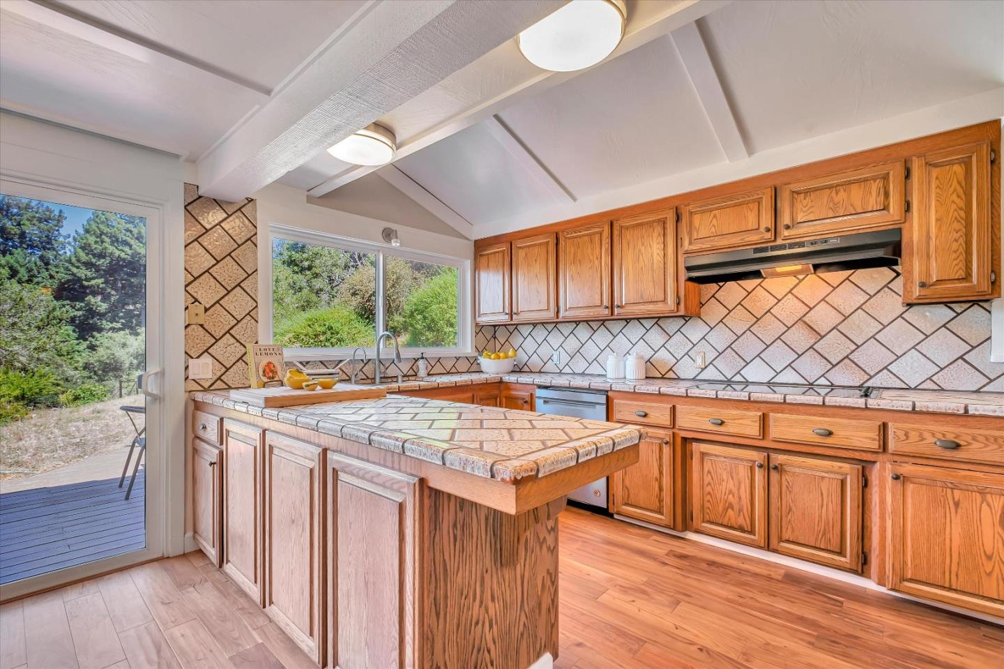 Detail Gallery Image 15 of 50 For 13990 Long Ridge Rd, Los Gatos,  CA 95033 - 3 Beds | 3 Baths