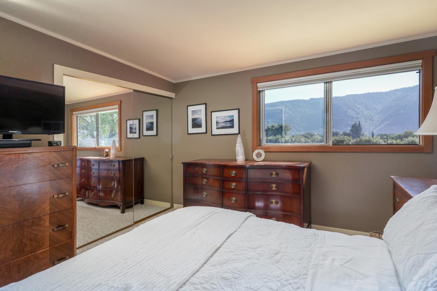 Detail Gallery Image 15 of 24 For 60 Lupin Ln, Carmel Valley,  CA 93924 - 4 Beds | 2 Baths