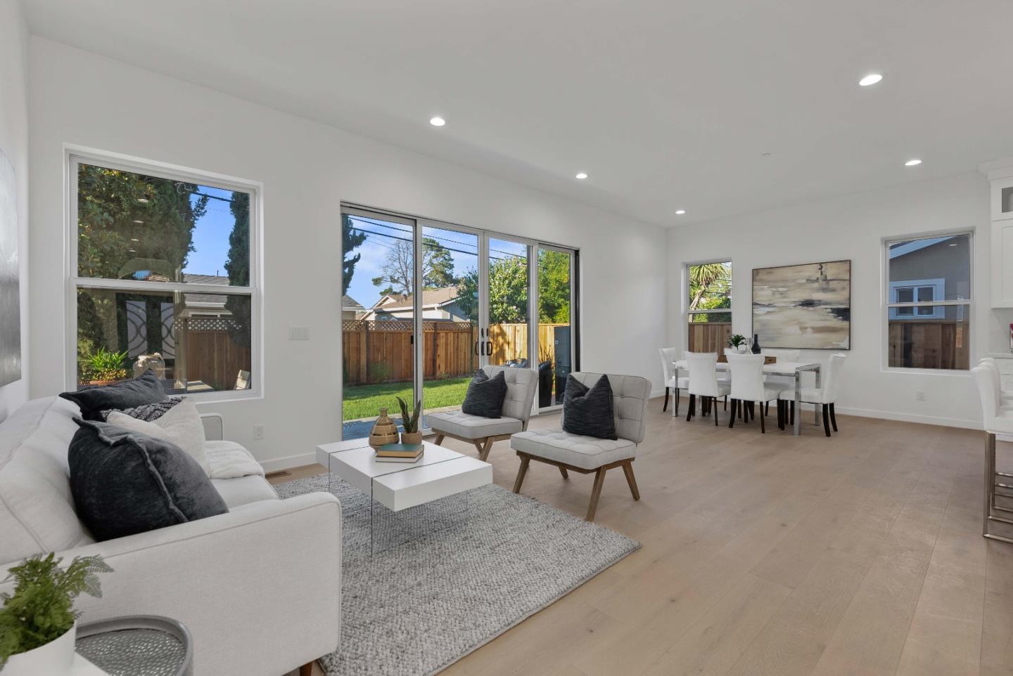 Detail Gallery Image 8 of 33 For 4585 Vanderbilt Dr, San Jose,  CA 95130 - 4 Beds | 3/1 Baths