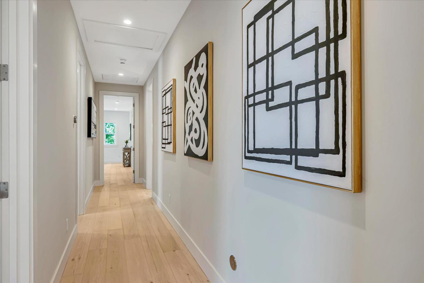 Detail Gallery Image 21 of 37 For 647 28th Ave, San Mateo,  CA 94403 - 4 Beds | 3 Baths