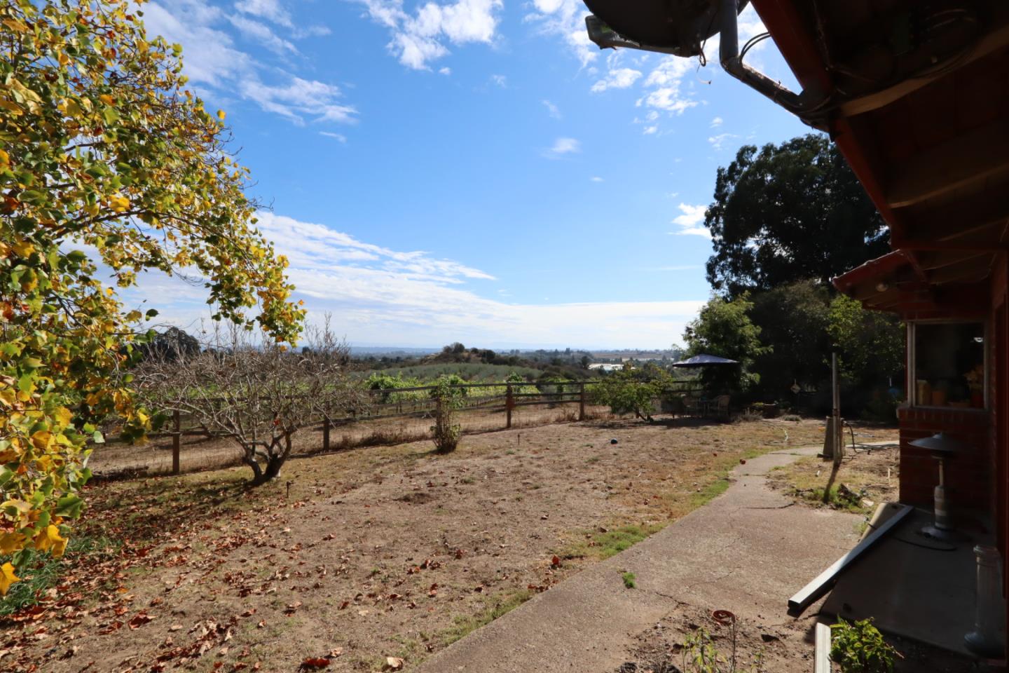 211 Smith Road, Watsonville, California 95076, ,Land,For Sale,211 Smith Road,ML81942204