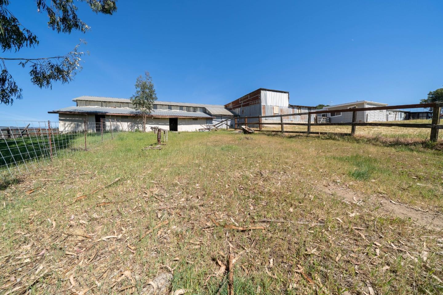 211 Smith Road, Watsonville, California 95076, ,Land,For Sale,211 Smith Road,ML81942204