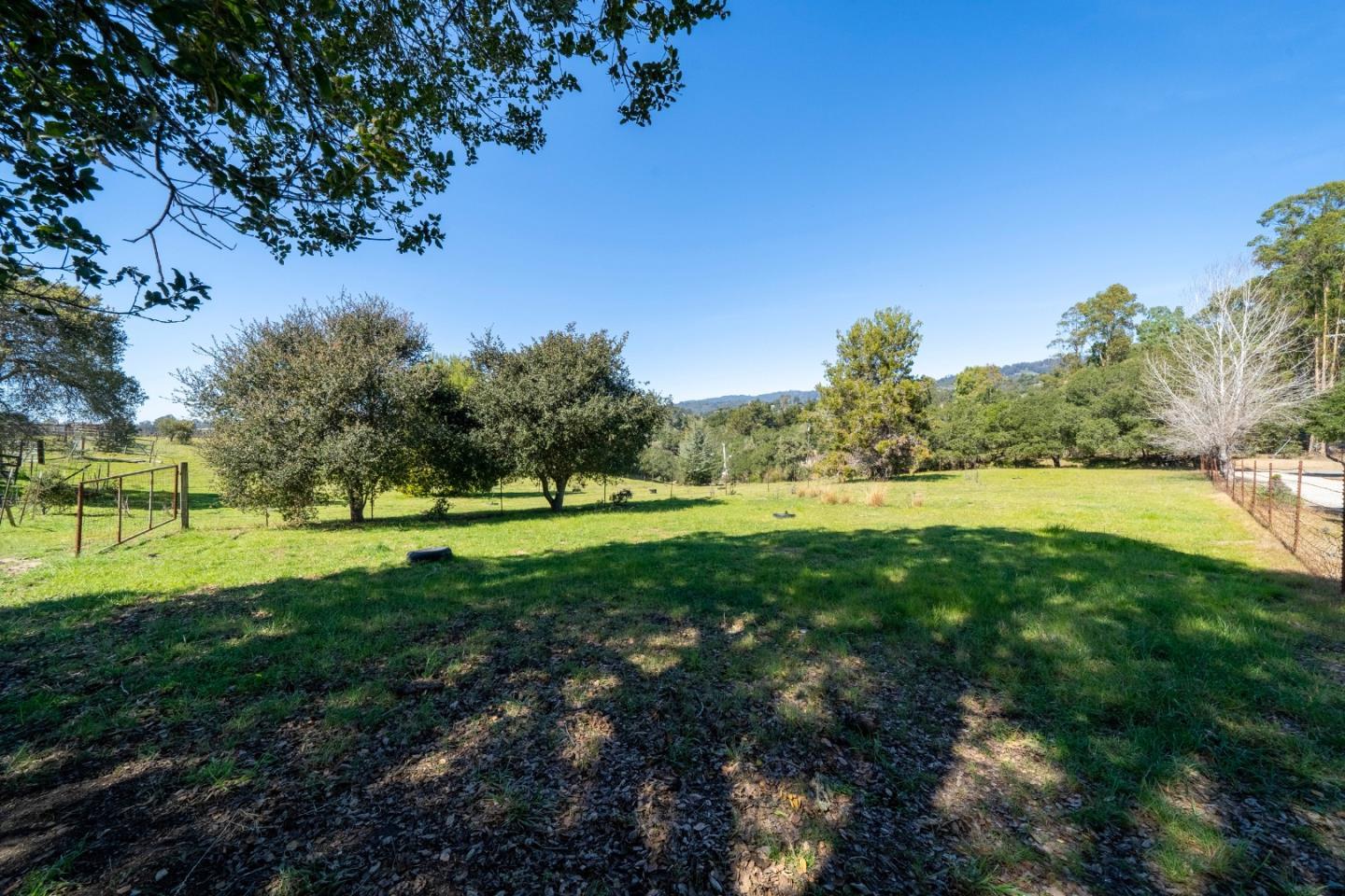 211 Smith Road, Watsonville, California 95076, ,Land,For Sale,211 Smith Road,ML81942204