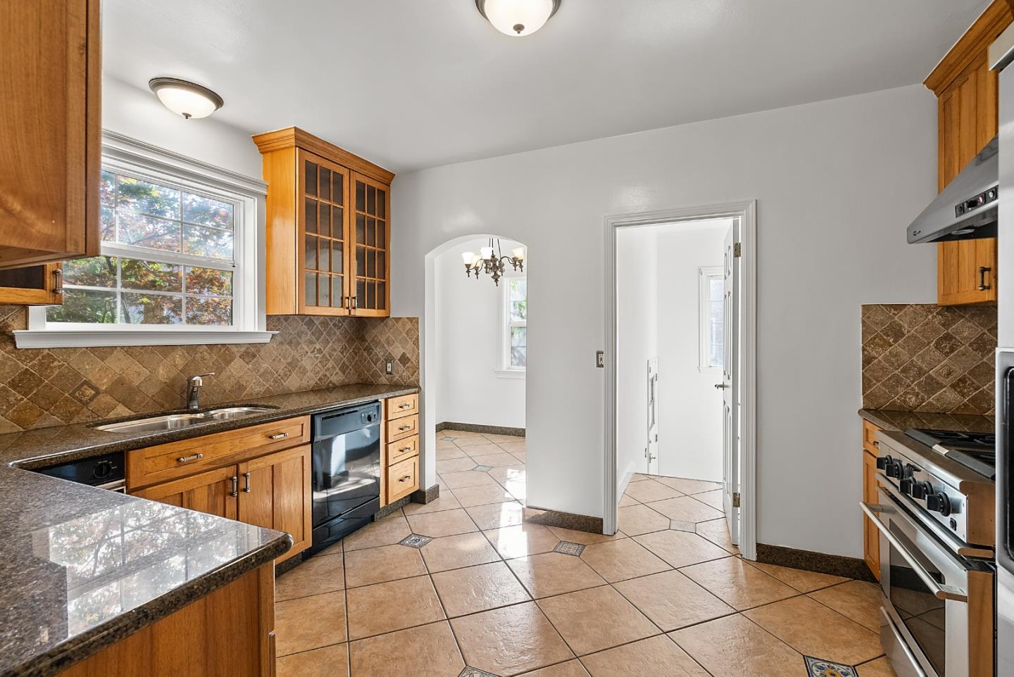Detail Gallery Image 8 of 77 For 58 E 39th Ave, San Mateo,  CA 94403 - – Beds | – Baths