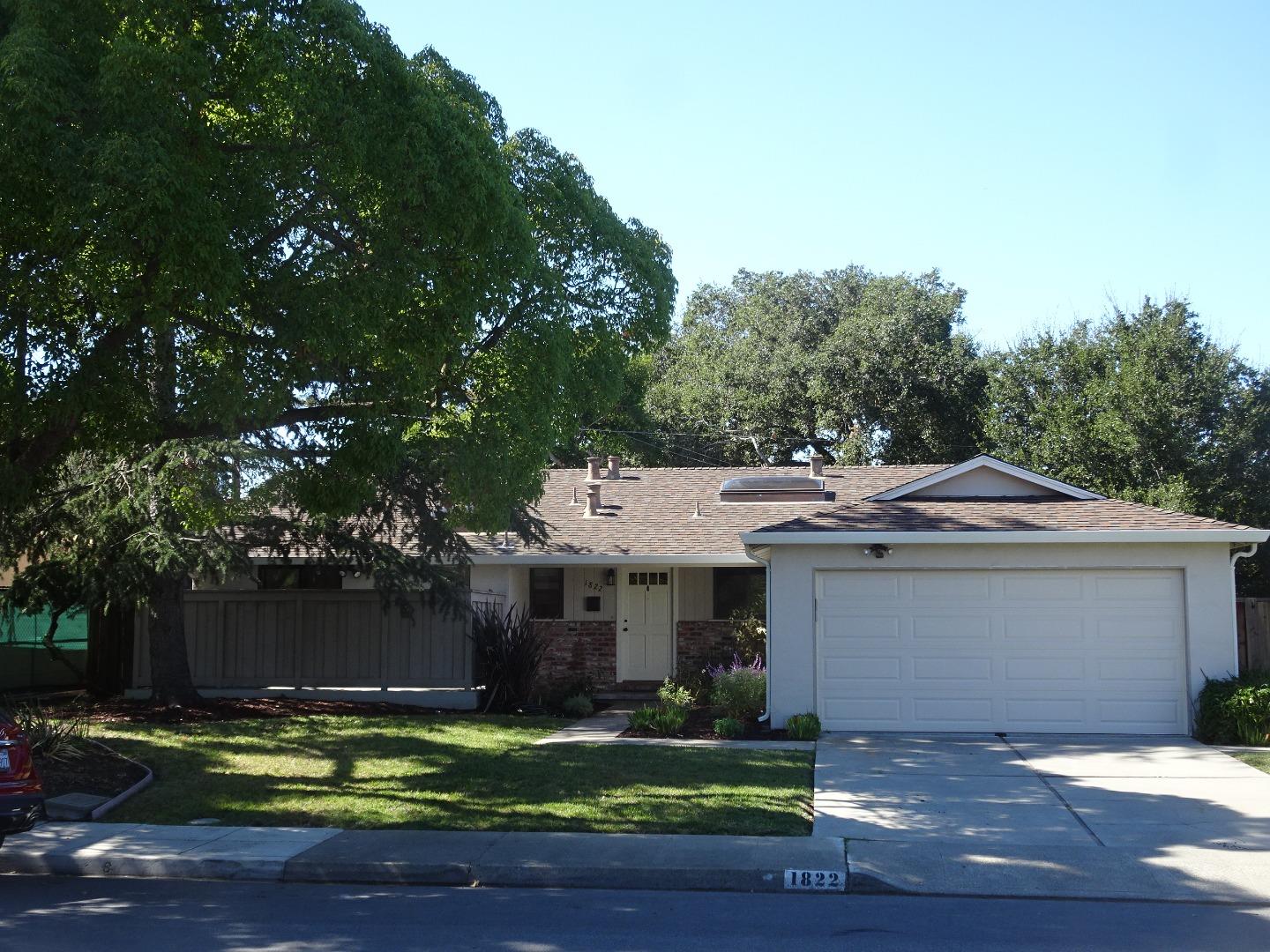 Detail Gallery Image 1 of 1 For 1822 Limetree Ln, Mountain View,  CA 94040 - 3 Beds | 2 Baths